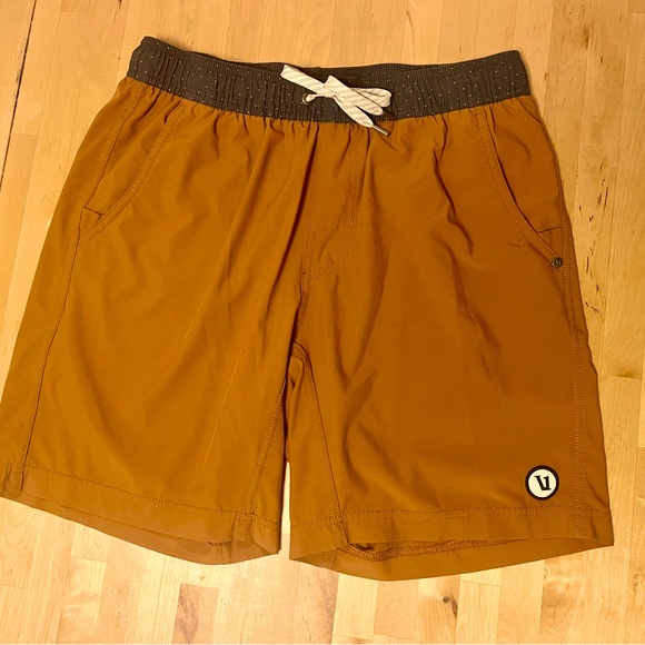 Men’s Vuori Kore Shorts - Picture 2 of 7